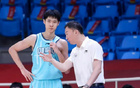 CBA动态：国手离广厦，新疆续劳森，闵鹿蕾执教北控。