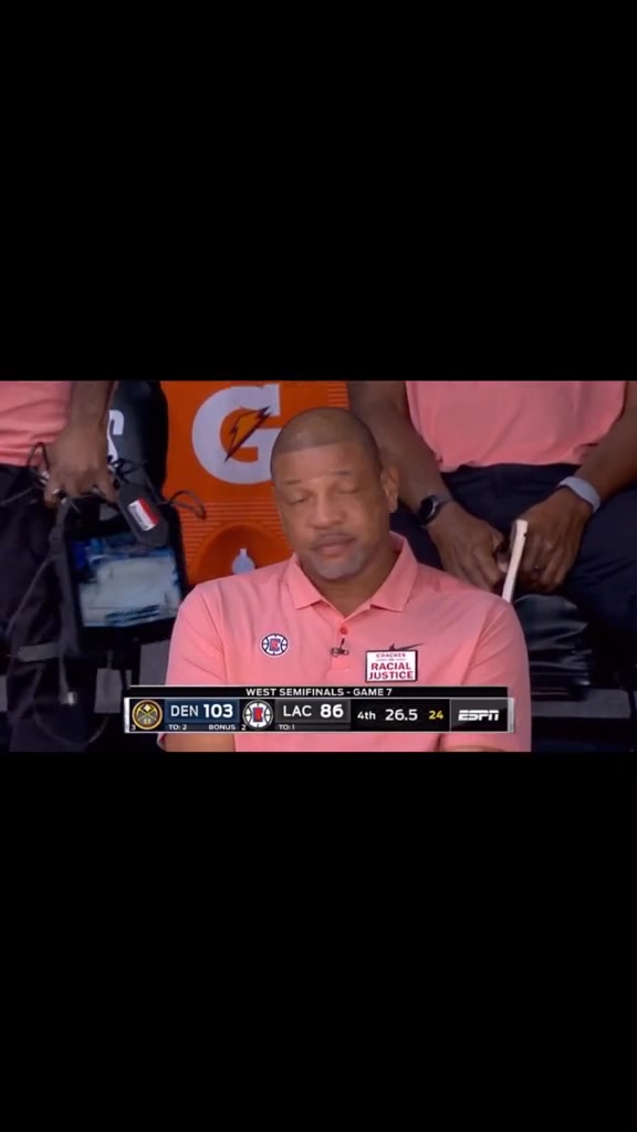 当时3-1领先被逆转快船和掘金上一次抢七还是里弗斯执教了